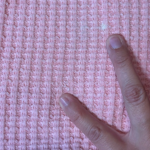 American Eagle Oversized Long Sleeve Waffle Shirt Women’s Medium Light Pink - Picture 9 of 9